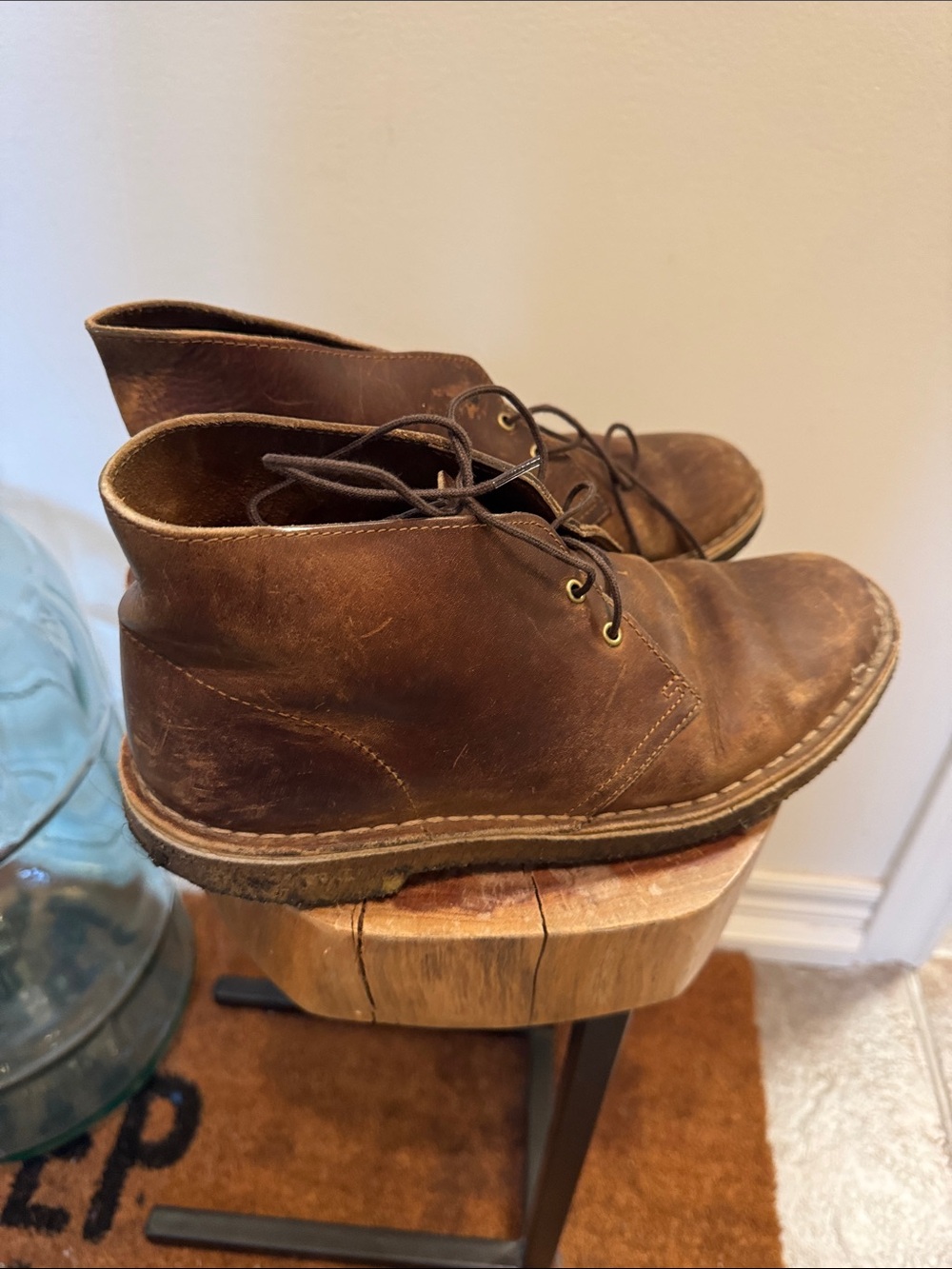 Clarks Men's Brown Leather Chukka Boots